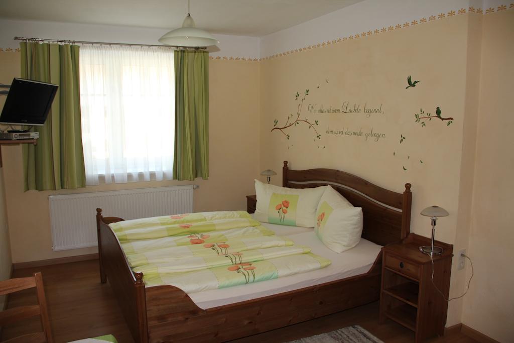 Haus Resi Apartment Staatz Ngoại thất bức ảnh